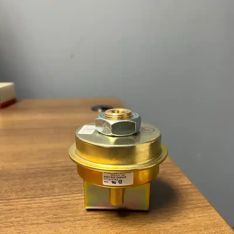 Antunes SMD-8021206255 SPDT Air Switch .17-12in wc