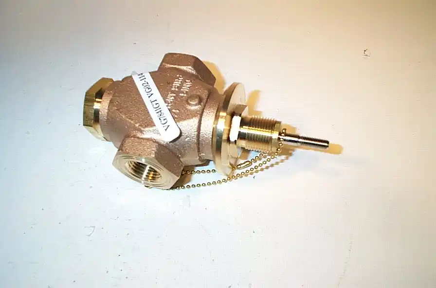 Johnson Controls VG7841ET+3003D 1/2 3W 1.8Cv 4-8# Encl