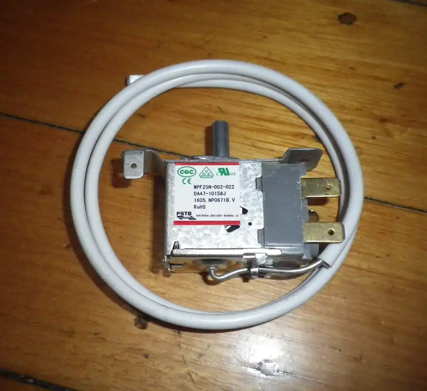 Samsung DA47-10158J Thermostat